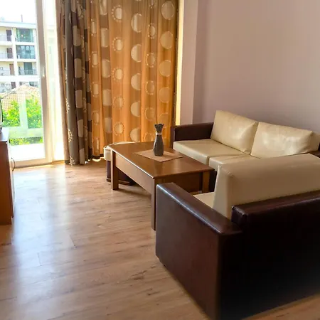 Family Jupiter 호텔 발치크