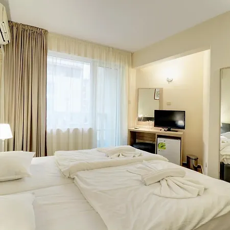 Family Jupiter Hotel 3*